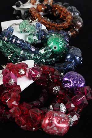 Bracelet & Earring Sets Lucite Black W SQ Beads Stretch/DZ/dz **NEW** Winter 6 Color asst