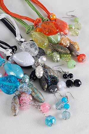 Necklace Sets Lucite W Pearl Beads/DZ ** New** 6 color Asst **Made For the Chidren Size**