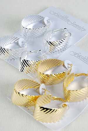 Earrings 2per Large Ovel Metal Hoops/DZ ** New Arrival** Choose gold or silver