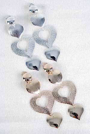 Earrings Metal Triple Hearts Clip On/DZ **CLIP ON**choose Gold Or Silver