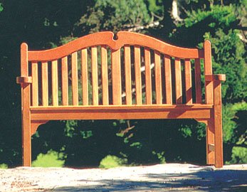 CURVED BENCH