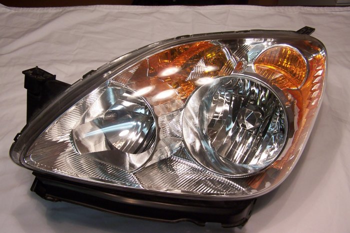 Honda CRV head lamp