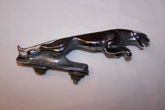 Jaguar Leaping Hood Leaper Ornament