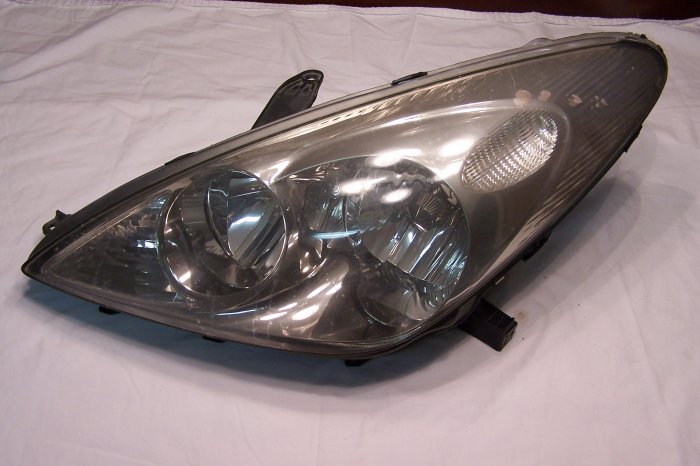 Lexus ES 300-330 02-04 model