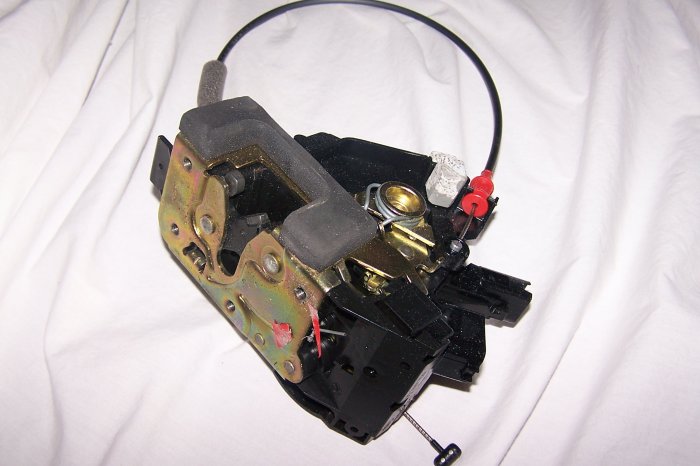 Jaguar front drivers door lock assy.