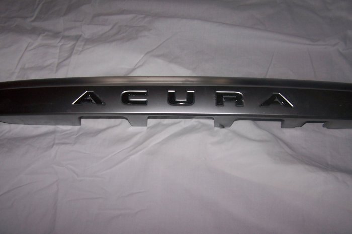 Acura MDX tail gate mounted crome finish