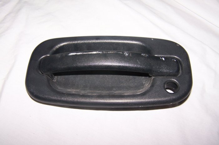 Chevy Tahoe /Suburban/Yukon drivers door handle