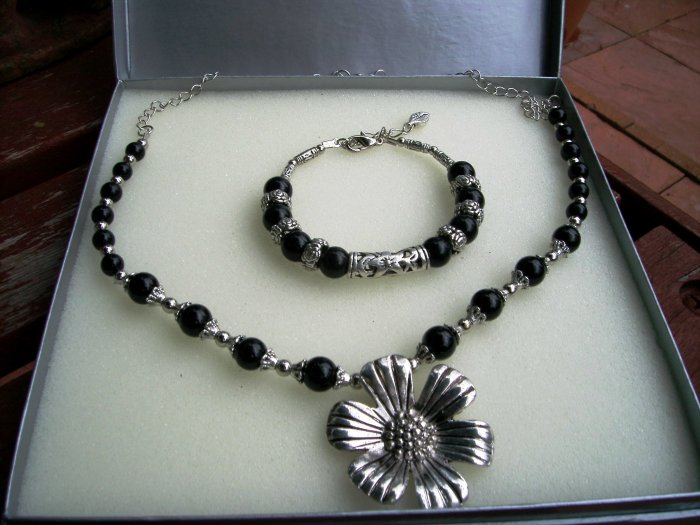 Silver Necklace Set