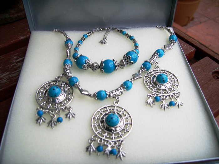 Necklace Set