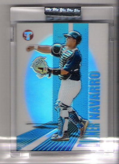 2004 TOPPS PRISTINE DIONER NAVARRO UNCIRCULATED REFRACTOR CARD