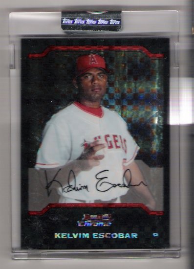 2004 BOWMAN CHROME KELVIM ESCOBAR ANGELS UNCIRCULATED XFRACTOR CARD