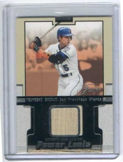 2002 FLEER FLAIR POWER TOOLS TSUYOSHI SHINJO GIANTS GAME-USED BAT CARD