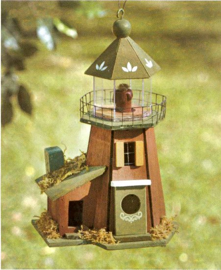Lighthouse Birdhouse
