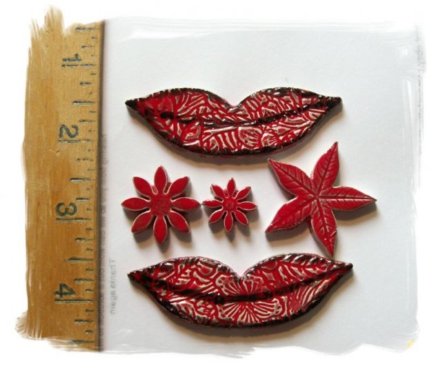 Mosaic Tiles ~LIPS & STARS~ 5 Kiln Fired Embossed Clay