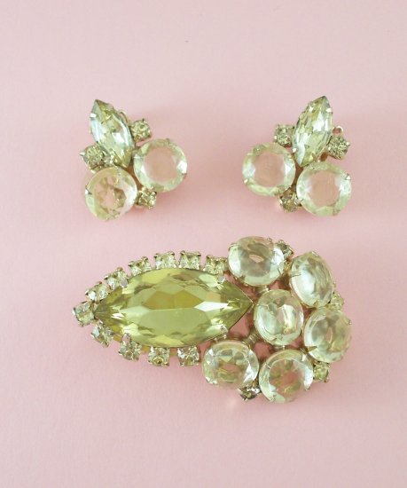 Vintage Jonquil Yellow Rhinestone Brooch Earrings Demi Set Fancy Large Rhinestones