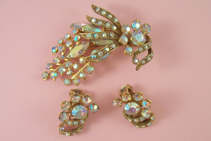 Vintage Selini Rhinestone Brooch Earrings Demi Set Pastel Aurora Borealis