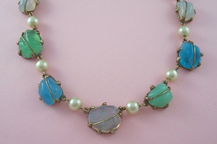 Vintage Molded Glass Cabochon Necklace Simulated Pearl Pastel Colors