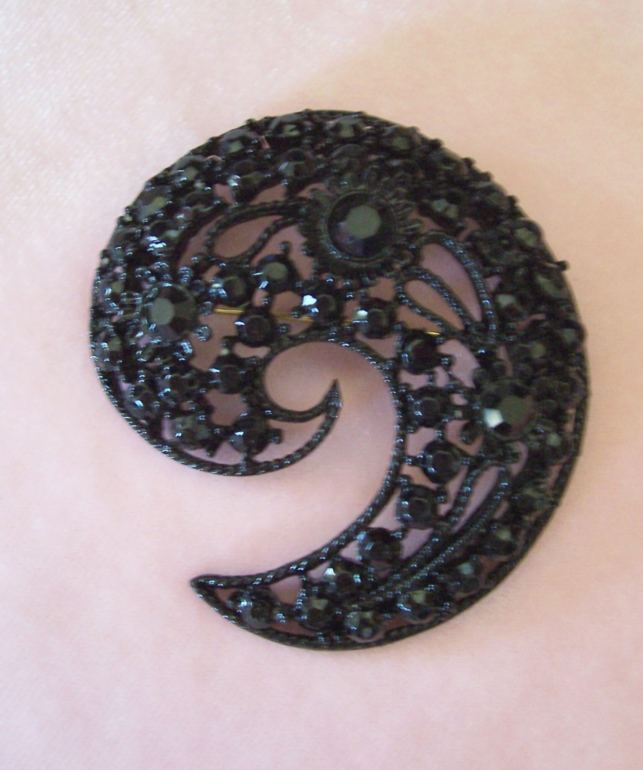 MJent Signed Black Rhinestone Comma Brooch Large Flashy Size