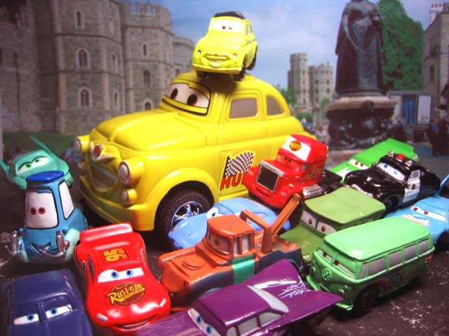15 Disney Pixar The Cars McQueen,Sally,Luigi, Mater, Ramone,Sheriff Figure Ref#Y001