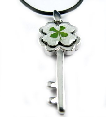 Real Four 4 Leaf Clover Necklace Pendant Flower Key