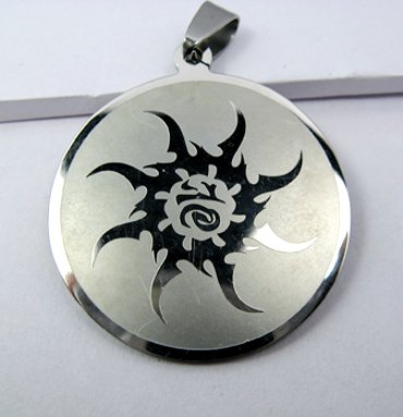 Stainless Steel Round Shaped Necklace Pendant Sun