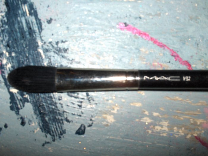 MAC #192 Brush Foundation