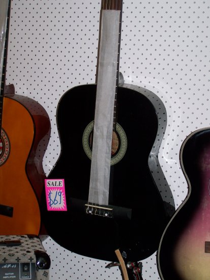 accoustic full size 6 string