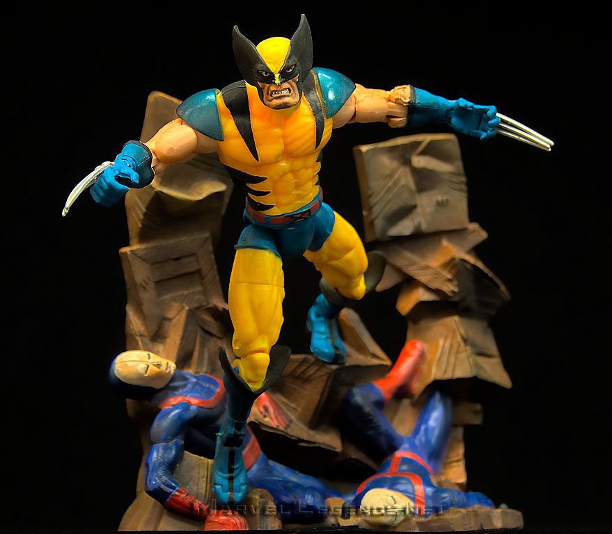 Marvel Legends Wolverine (Classic Tiger Stripe) Series 3 III ⢠Jim Lee X-Men Foil Variant 70156