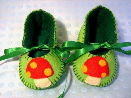 Lime & Dark Green Booties with Mushrooms, 3-6 months (RM 80)