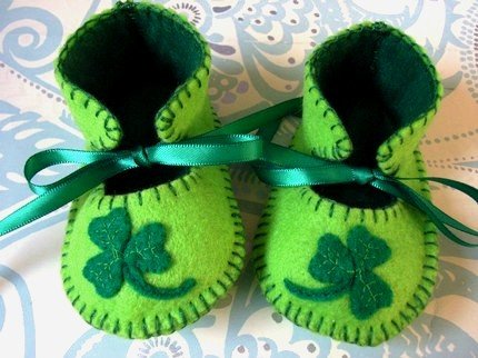 Lime & Green Booties with Shamrocks, 0-3 months (RM 87)