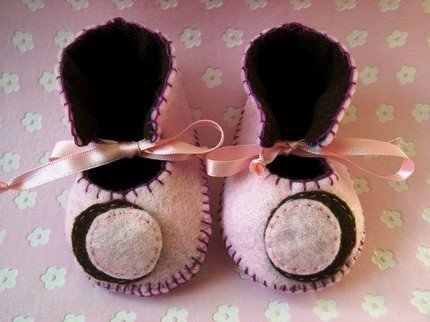 Baby Pink & Chocolate Booties with Crescent Moon, 0-3 months (RM 96)