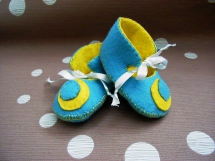 Blue & Yellow Booties with Crescent Moon, 0-3 months (RM 80)