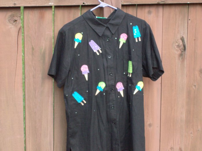 Quacker Factory Ice Cream Motif Capri Set w/button covers - Medium