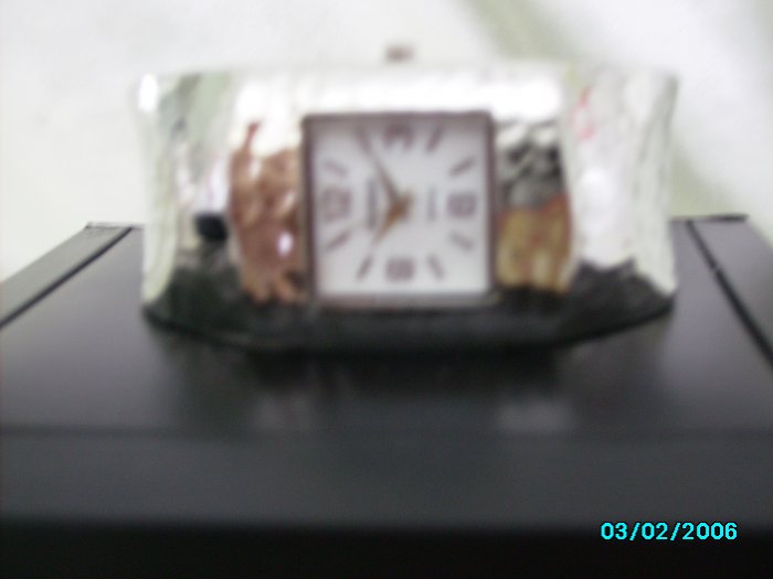 Ladies cuff Watch