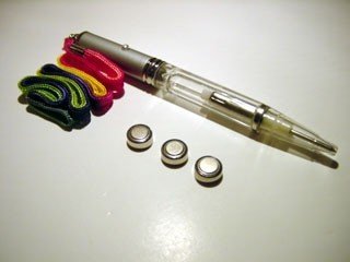 7 Color Flashing Glow Pens w/ Necklace