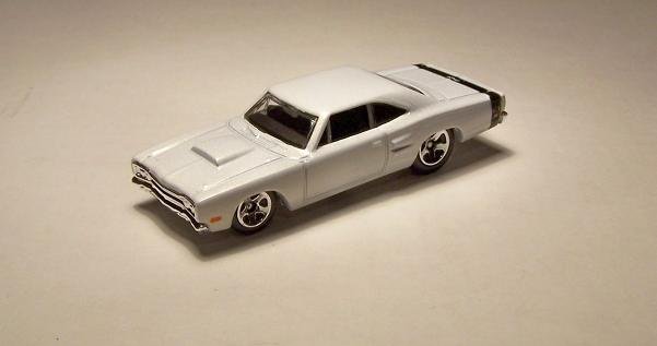 HOT WHEELS '69 DODGE CORONET SUPER BEE