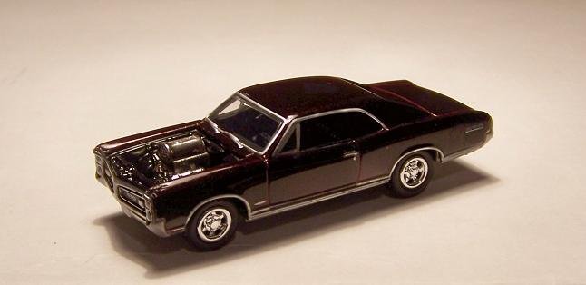 JOHNNY LIGHTNING '66 PONTIAC GTO