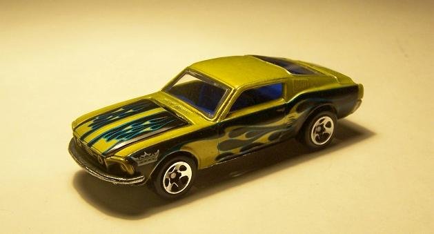 HOT WHEELS 1968 MUSTANG FLAMES SHARP!