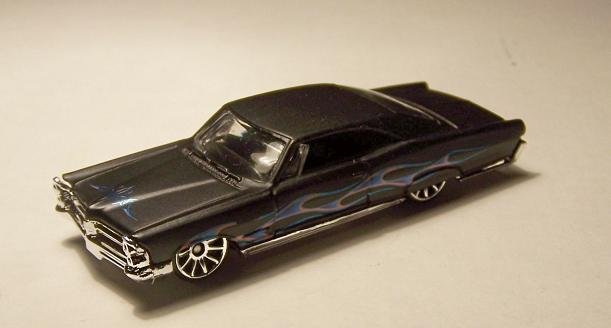 HOT WHEELS '65 PONTIAC BONNEVILLE