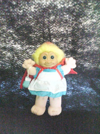 RED RIDING TROLL (collectable)