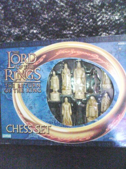 LORD OF THE RINGS CHESS GAME