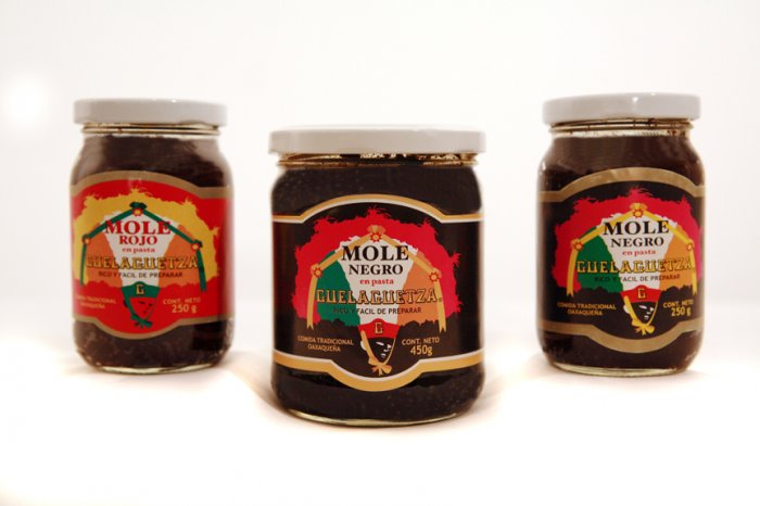 Guelaguetza Mole Negro