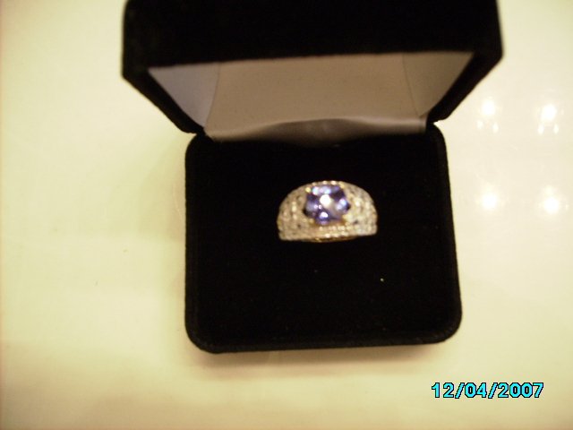 Ladies tanzanite and diamond ring