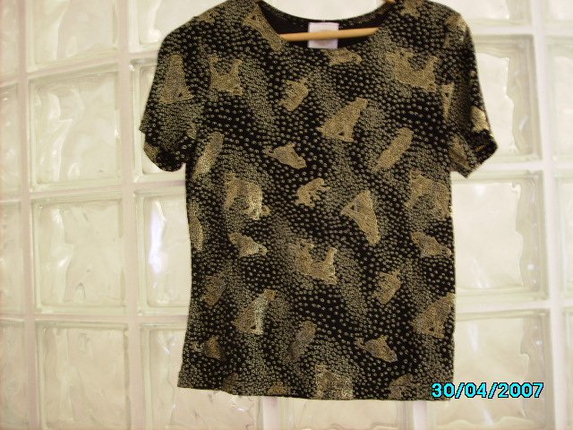Ladies knit top