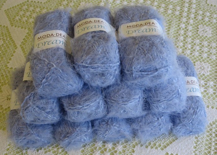 $72 Lot--12 Skeins Moda Dea Dream "Lavender" Yarn + Free Gift!