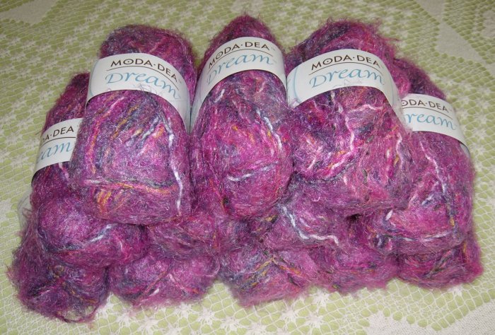 $72 Lot--12 Skeins Moda Dea Dream "Fusion" Yarn + Free Gift!