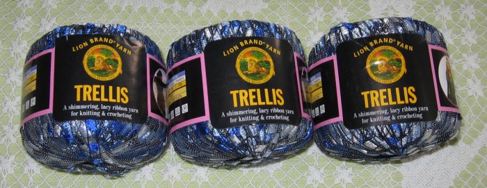 $18 Lot--3 Skeins Lion Brand Trellis "Ocean" Yarn + Free Gift!