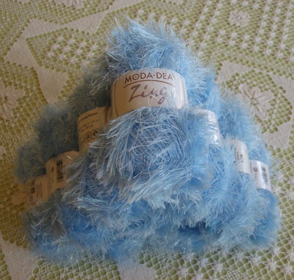 $60 Lot--10 Skeins Moda Dea Zing "Blue Ice" Yarn + Free Gift!
