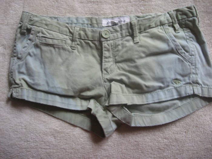 ABERCROMBIE CUTE GREEN BLUE FADE STRETCH SHORTS 14 L