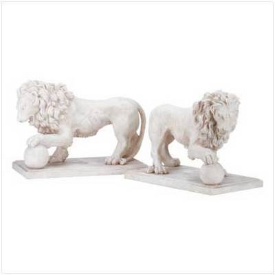 Lion Statue Pair
